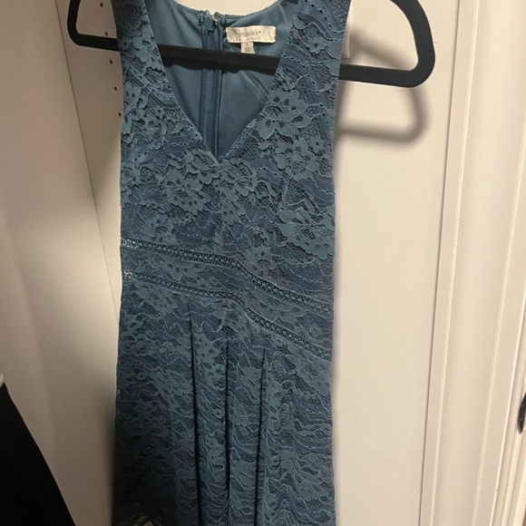 Moving CLEANOUT!! - Picture 9 of 16